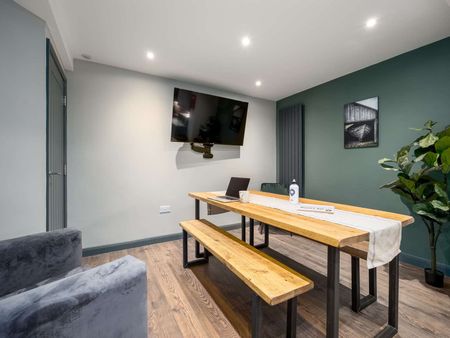 60 Haydon Road Room 4 - Photo 3