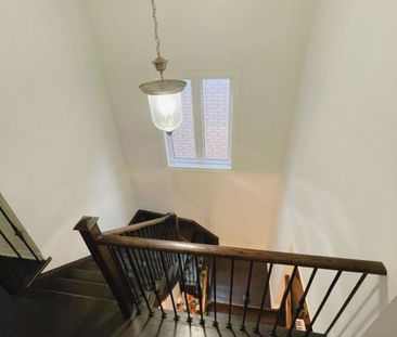 For Lease - 277 Remembrance Road, Brampton, Ontario - Photo 6