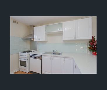 Bright & Quiet 2 bedroom Apartment, Contact for booking your inspec... - Photo 5