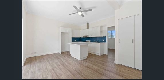 Granny Flat with sunny Courtyard - Photo 2