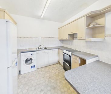 2 BED Flat To rent - Photo 4