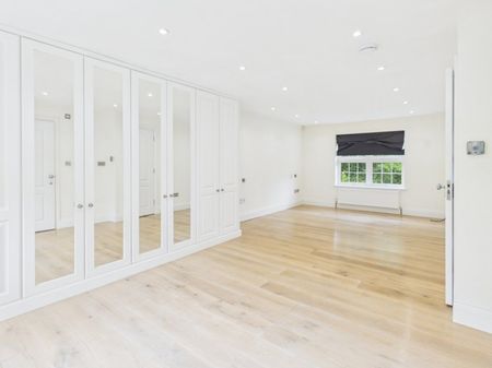 Bakers Wood, Denham, Uxbridge,UB9 - Photo 3