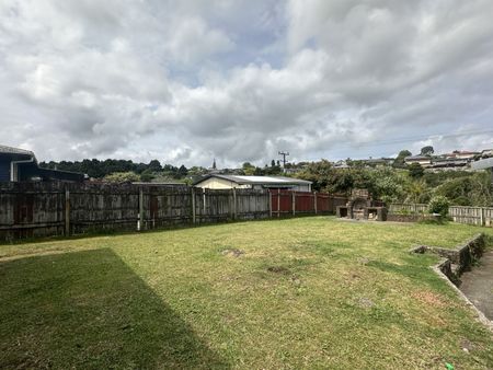 Spacious Home for Rent - Otangarei - Photo 3