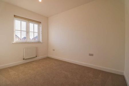 Clive Road, Crewe, CW1 - Photo 2