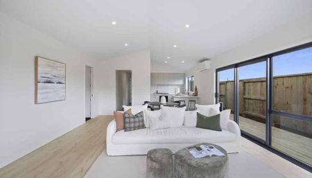 Brand-new stylish four bedroom - Photo 3