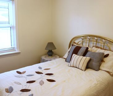 For Lease - 110 Gilroy Drive, Toronto, Ontario - Photo 3