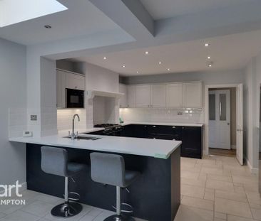 3 bedroom terraced house to rent - Photo 6