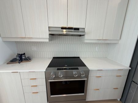For Lease - 120 Avani Avenue, Markham, Ontario - Photo 4
