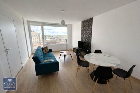 Location Appartement 1 pièce 16m² LA ROCHE SUR YON 85000 - Photo 2