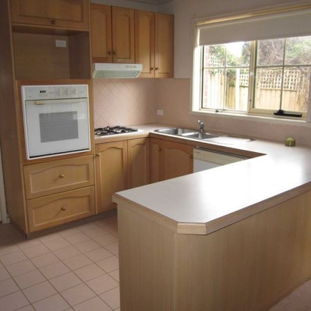 2/36 Oberon Drive, Belmont - Photo 3