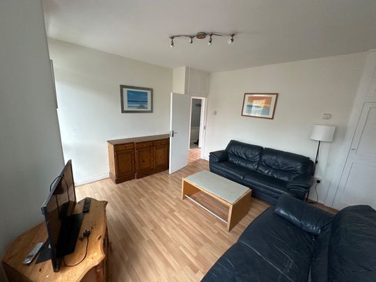 3 Bed Flat, Vernon House, SE11 - Photo 1