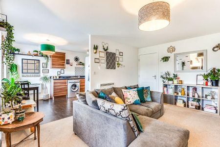 2 bedroom apartment to rent - Photo 2