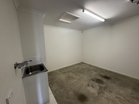 Two Bedroom Unit - Photo 5