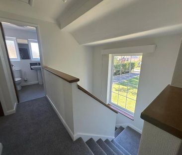 3 bedroom detached house to rent - Photo 4