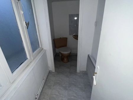 Location Appartement 3 pièces 99 m2 à Lodève - Photo 5