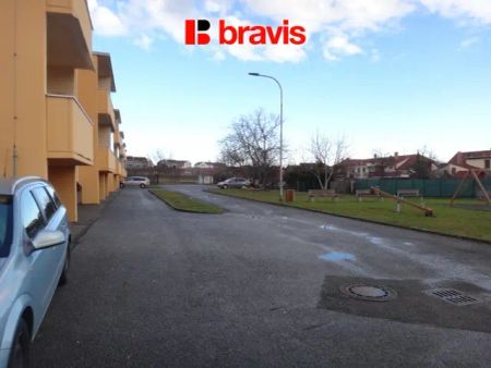 Pronájem bytu 2+1, Sokolnice u Brna, částečně zařízené, lodžie, výborná dostupnost do Brna, ul. Nová - Photo 3
