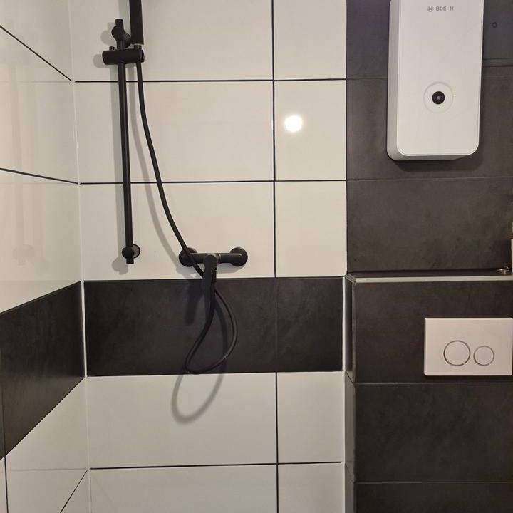 Wundervoll sanierte 1,5 Zimmer EG- Wohnung - Foto 1