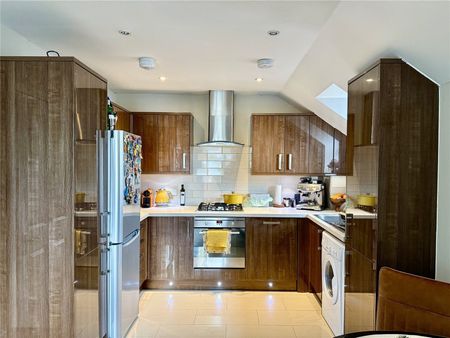 Maple Road, Surbiton, KT6 flat to rent - Photo 5