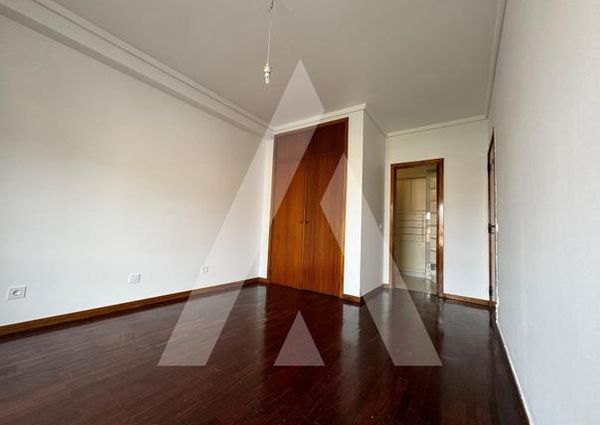 Apartamento T3 em Coimbra