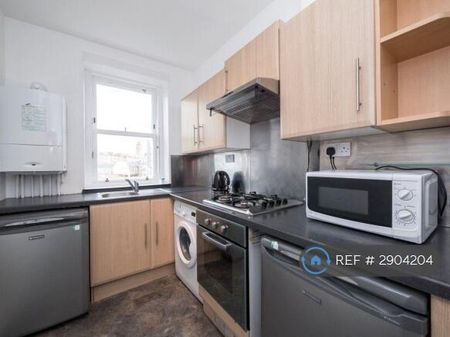 3 bedroom flat to rent - Photo 5