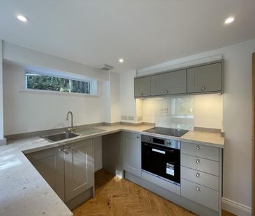 3 bedroom detached house to rent - Photo 4