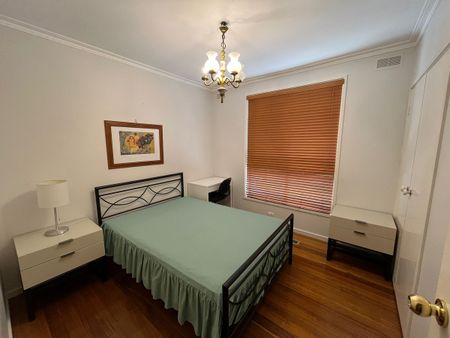 13 Carole Court - Photo 2