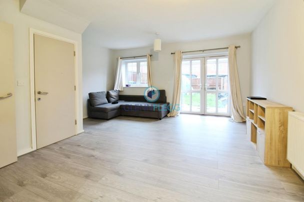 3 bedroom terraced house to rent - Photo 1