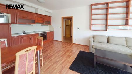 Pronájem bytu 2+kk v osobním vlastnictví 50 m², Kuřim - Fotografie 3