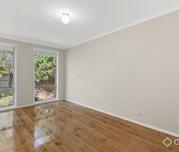 Sunny renovated home - Photo 2