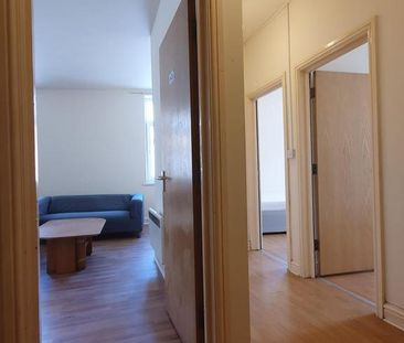 2 bedroom flat to rent - Photo 5