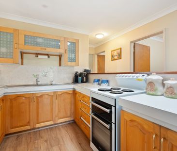 Three Bedroom Home in Cooloongup - Photo 1