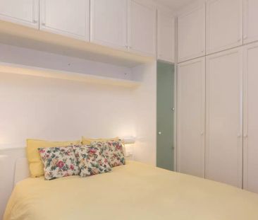 4-bedroom apartment for rent in Sarria, bills included - Photo 6
