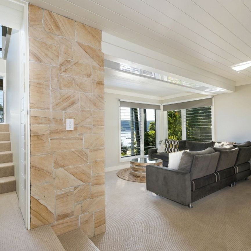 4 Bedroom Waterfront Home with Direct Water Access - Photo 1