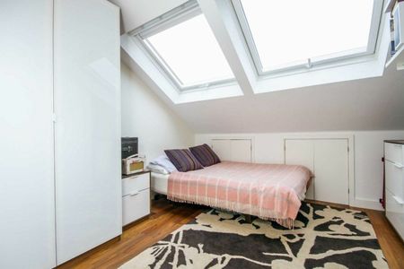 Fleet Square, Bloomsbury, WC1X - Photo 3