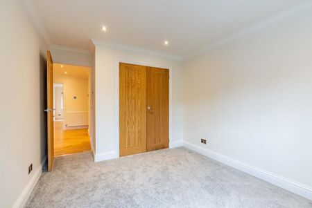 2 bedroom maisonette to rent - Photo 2