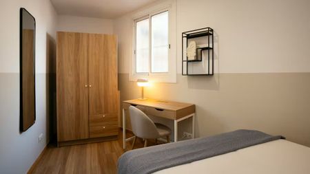 Carrer de Santa Anna, Barcelona, Catalonia 08002 - Foto 2