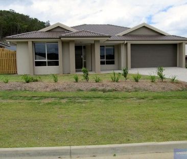 47 Skyline Circuit, Bahrs Scrub QLD 4207 - House For Rent | Domain - Photo 3