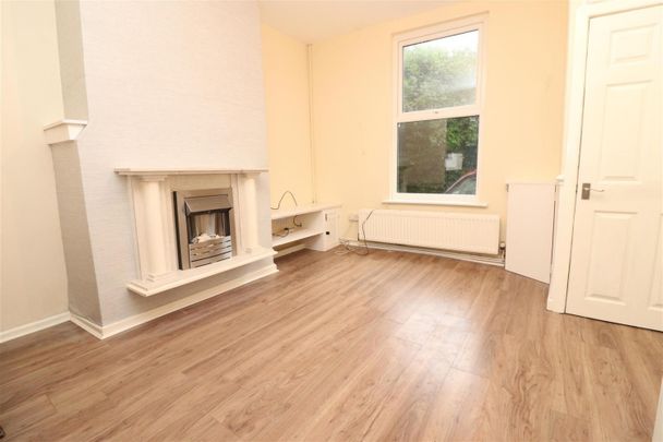 2 bedroom House To Let - Photo 1