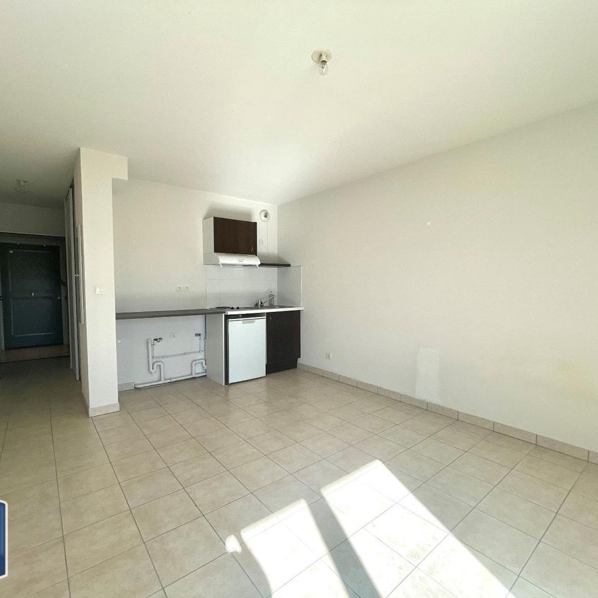 Location Appartement 1 pièce 25m² BEZIERS 34500 - Photo 2