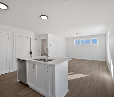 For Lease - 301 Glenroy Gilbert Drive Unit# 14, Barrhaven, Ontario - Photo 6