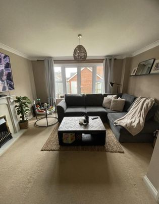 3 bedroom terraced house to rent - Photo 1