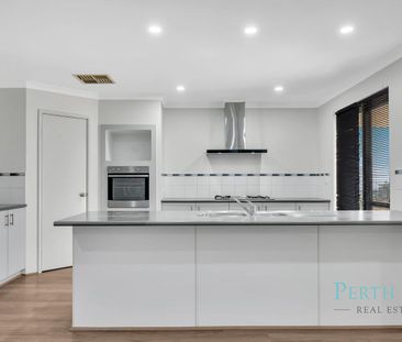 Family Treasure Home in Baldivis - Photo 1