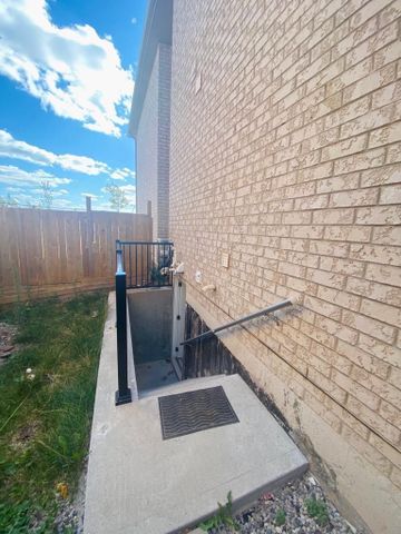 For Lease - 766 Miltonbrook Crescent Unit# Basement, Milton, Ontario - Photo 4