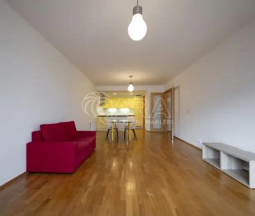 Světlý a prostorný byt 2+kk, 81 m - Photo 5