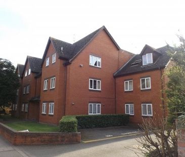 Regents Court, Shakespreare Road, MK40 - Photo 3