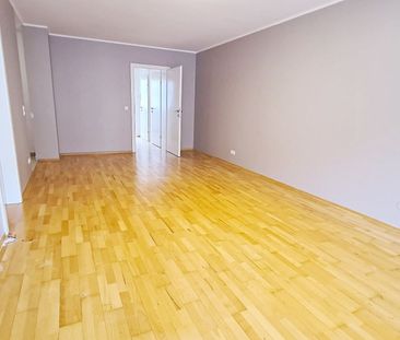 UNBEFRISTET, INNSTRASSE, sonnige 69 m2 Altbau, 2 Zimmer, Komplettkü... - Foto 3