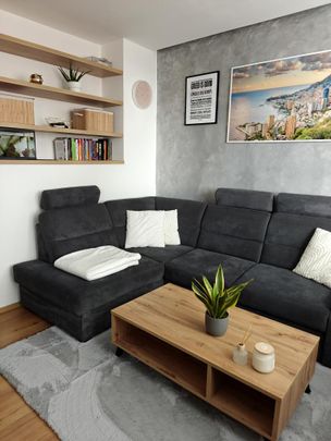 Pronájem bytu 2+kk 40 m2 - Photo 1