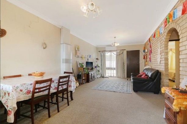 Convenient, Quiet & Perfectly Positioned - Photo 1
