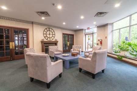 For Lease - 8111 Forest Glen Drive Unit# 418, Niagara Falls, Ontario - Photo 3