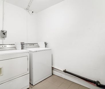 7220 Av. De Chateaubriand, #11 - Photo 4